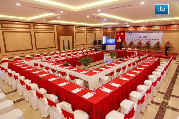 Khách sạn Hạ Long Harbour